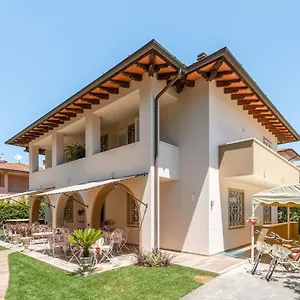 Diletta Forte dei Marmi