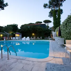 4* Отель Jr Logos Dei Marmi