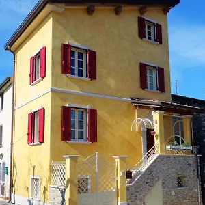 House Versilia Luca E Giada, 5 Chilometri Da Dei Marmi! Ferienhaus
